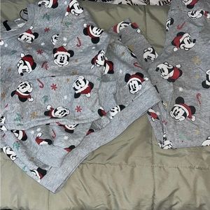 H&M Disney lounge set womans M